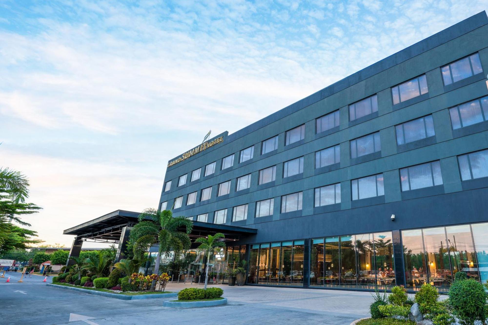 Grand Summit Hotel General Santos General Santos City Exterior foto